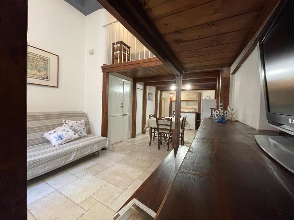 Villa Da Clodet à Trani Extérieur photo
